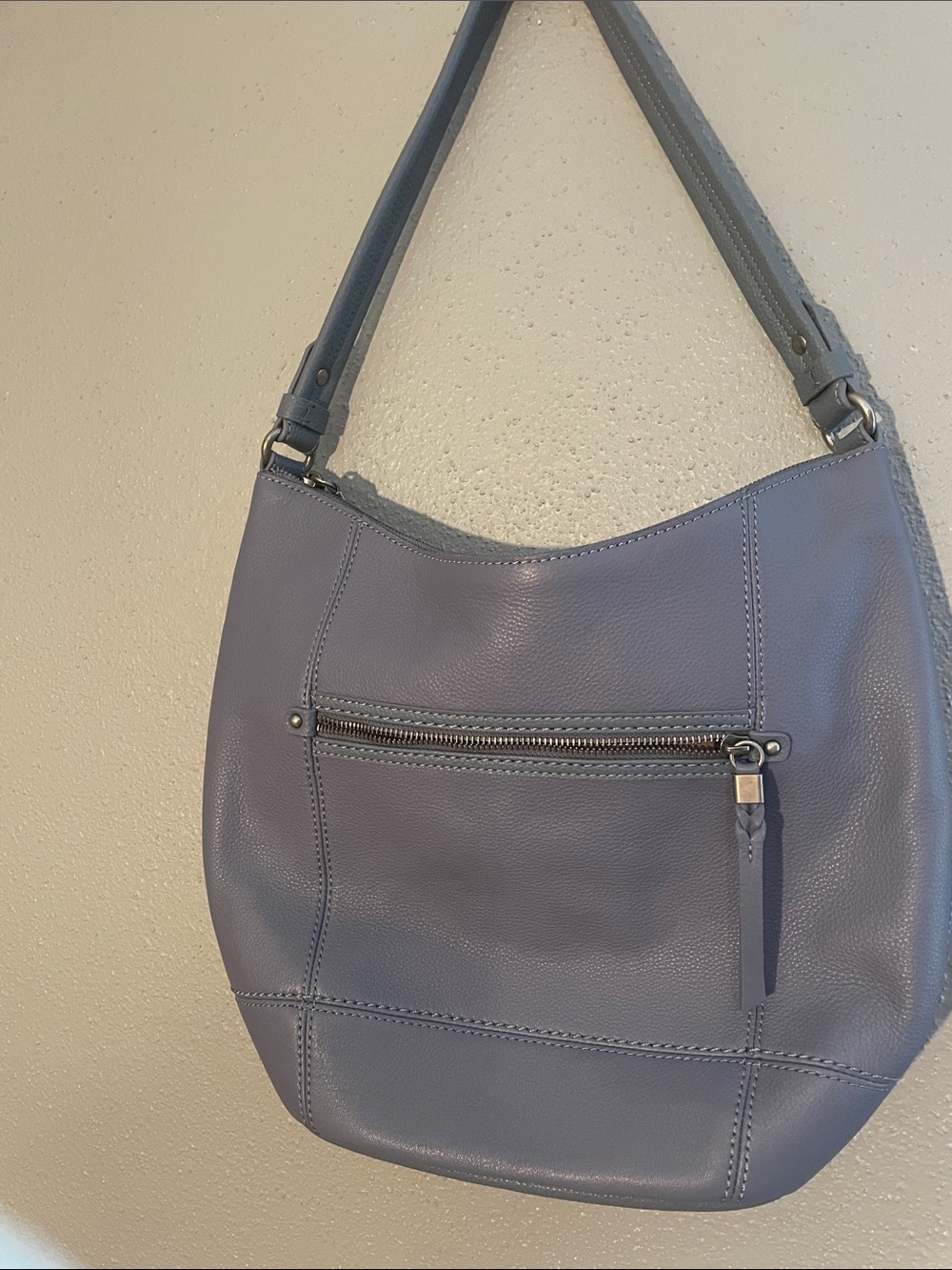 The sak  Leather Hobo Bag zipper closure - Picture 3 of 10